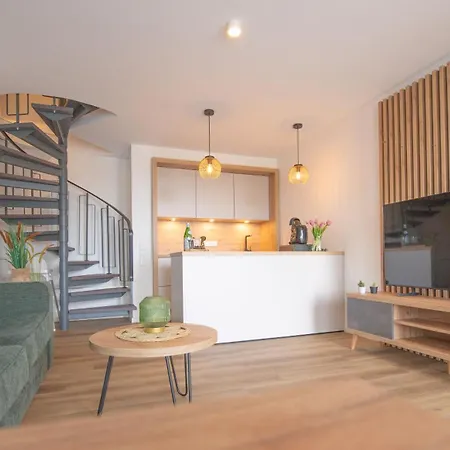 Muehlenwiese * 카롤리넨시엘